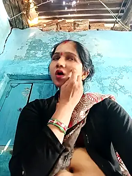 Jooli xx online show from April 2026 06:08:01 AM