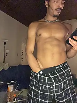 TRILLAHUNG online show from February 2026 05:37:02 AM