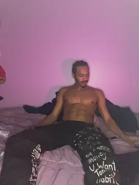 TRILLAHUNG online show from March 2026 07:23:01 AM