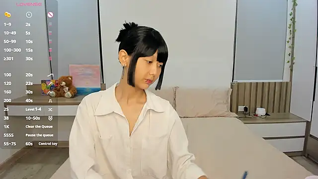 Snapshot of gabby_little chatting on May 2026 12:11:02 PM gabby little online show from May 2026 12:11:02 PM