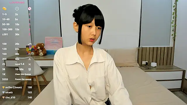 Snapshot of gabby_little chatting on May 2026 01:39:01 PM gabby little online show from May 2026 01:39:01 PM