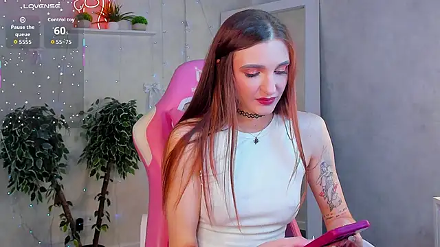 Snapshot of Alisha_Green chatting on May 2026 09:26:02 AM Alisha Green online show from May 2026 09:26:02 AM