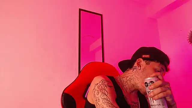 Anhonymus  online show from October 2025 10:29:02 PM