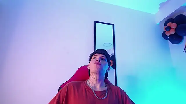 Anhonymus  online show from October 2025 03:40:01 AM