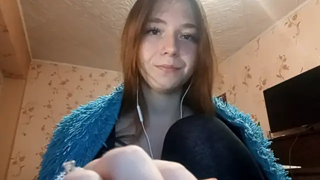 Sophiecuttie online show from September 2025 03:23:02 PM