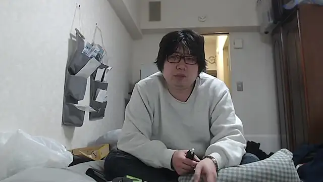 raterate555 online show from February 2026 12:13:02 PM