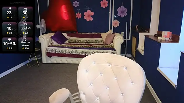 Snapshot of Kira_Kenett chatting on May 2026 06:43:02 AM Kira Kenett online show from May 2026 06:43:02 AM