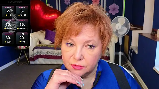 Snapshot of Kira_Kenett chatting on May 2026 05:04:02 AM Kira Kenett online show from May 2026 05:04:02 AM