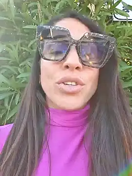 sexy7883 online show from October 2025 01:37:01 PM