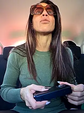 sexy7883 online show from November 2025 10:46:02 AM