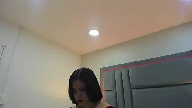 NahiaMonet online show from November 2025 11:32:02 AM