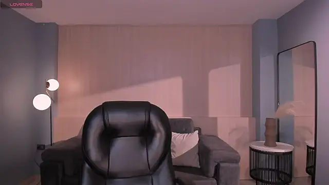 MayaMoretti  online show from April 2026 04:33:02 AM