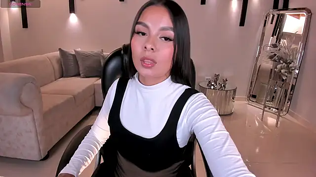 NinaBlum online show from September 2025 03:19:02 AM