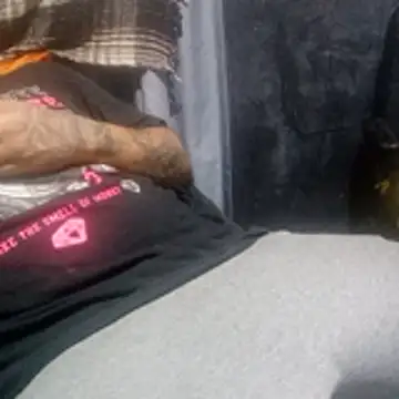 johnboones10 online show from April 2026 09:37:02 PM