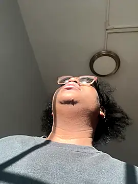 Snapshot of bunbun420247 chatting on December 2025 03:05:01 PM bunbun420247 online show from December 2025 03:05:01 PM