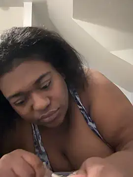 Snapshot of bunbun420247 chatting on January 2026 12:48:01 AM bunbun420247 online show from January 2026 12:48:01 AM