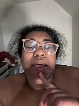 Snapshot of bunbun420247 chatting on February 2026 03:43:02 AM bunbun420247 online show from February 2026 03:43:02 AM