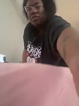 Snapshot of bunbun420247 chatting on February 2026 01:21:02 PM bunbun420247 online show from February 2026 01:21:02 PM