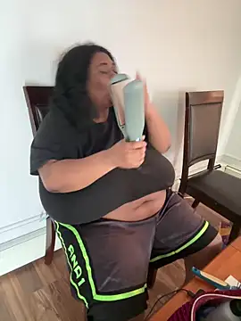 Snapshot of bunbun420247 chatting on March 2026 04:25:01 PM bunbun420247 online show from March 2026 04:25:01 PM