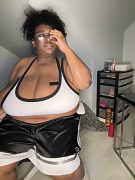 Snapshot of bunbun420247 chatting on March 2026 02:26:02 AM bunbun420247 online show from March 2026 02:26:02 AM