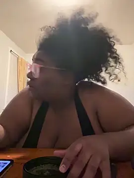 Snapshot of bunbun420247 chatting on April 2026 01:00:02 AM bunbun420247 online show from April 2026 01:00:02 AM