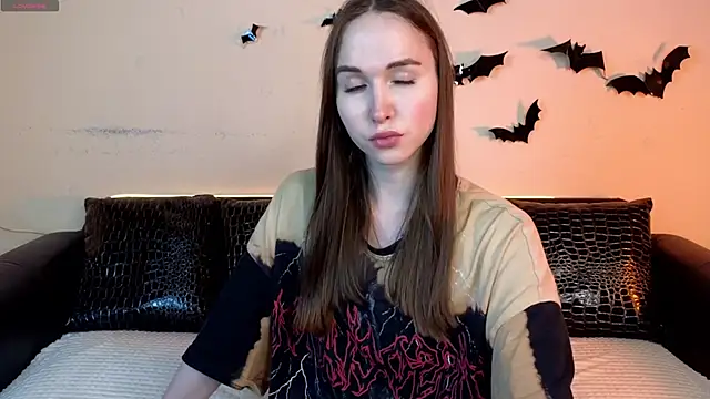 Angeel Kate online show from November 2025 04:44:01 AM