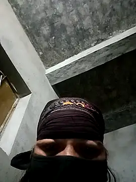 Snapshot of suhani_sharmj chatting on November 2025 10:01:02 PM suhani sharmj online show from November 2025 10:01:02 PM