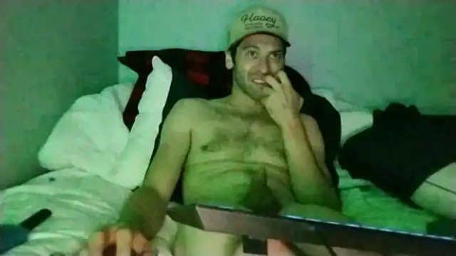 Snapshot of jerm16904 chatting on October 2025 04:02:02 AM jerm16904 online show from October 2025 04:02:02 AM