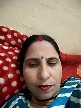 Snapshot of Hot_liya54 chatting on April 2026 06:22:01 PM Hot liya54 online show from April 2026 06:22:01 PM