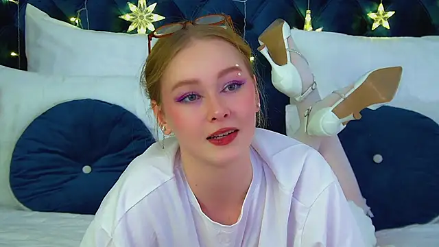 AgataFoxley online show from December 2025 06:31:02 AM