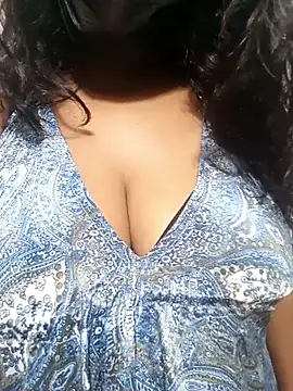 HAANNIAA online show from December 2025 08:28:02 PM