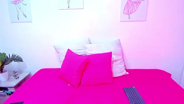 Hill Brownie online show from October 2025 11:44:02 AM