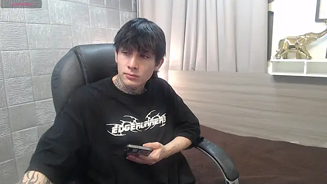 Iantwink18 online show from January 2026 03:55:02 AM