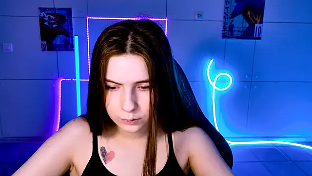 AliceCUNTach online show from October 2025 05:14:01 AM