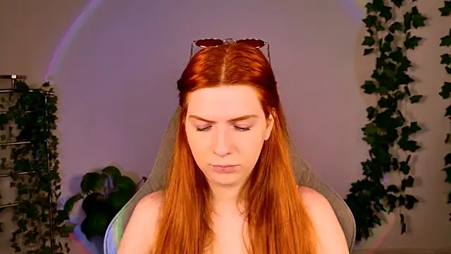 Snapshot of AliceCUNTach chatting on May 2026 05:12:02 AM AliceCUNTach online show from May 2026 05:12:02 AM