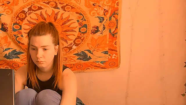 Snapshot of AliceCUNTach chatting on June 2026 05:10:01 AM AliceCUNTach online show from June 2026 05:10:01 AM