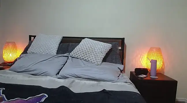 aussiepeaches online show from March 2025 11:32:01 AM