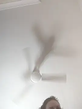 aussiepeaches online show from September 2025 02:06:02 PM