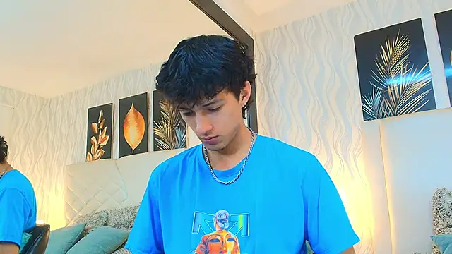 Lean Portman online show from February 2026 08:49:02 PM