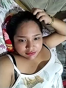 Angelly ricura online show from December 2025 01:27:01 PM