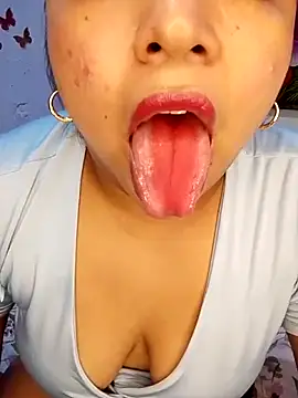 Angelly ricura online show from April 2026 05:51:02 AM