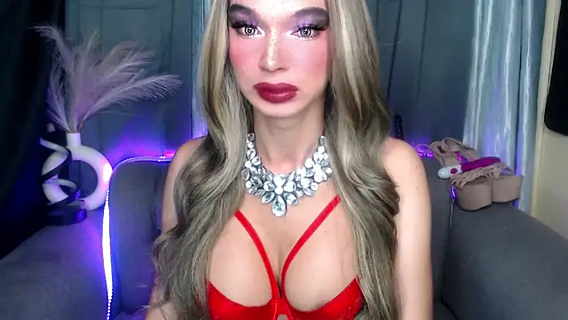 MISTRESSMonica xxx online show from December 2025 06:41:02 AM