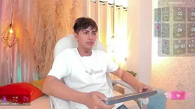 arion sherwind online show from September 2025 07:03:02 PM