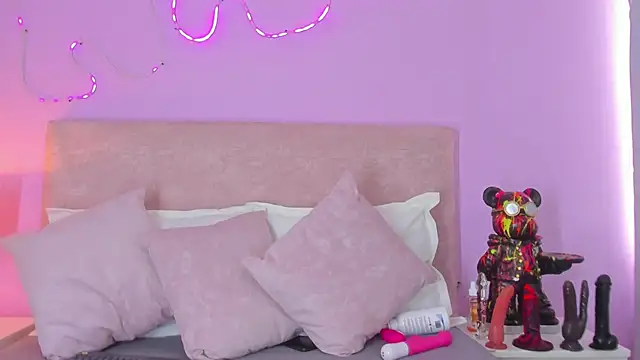 EmaRae1499 online show from January 2026 07:50:02 PM