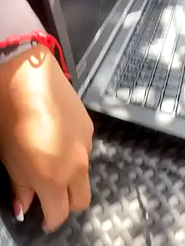 Adele Pinkk online show from October 2025 01:43:02 PM