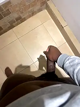 Snapshot of Coquin_R97 chatting on November 2025 12:26:01 PM Coquin R97 online show from November 2025 12:26:01 PM