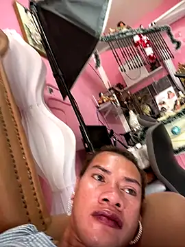 Snapshot of Gddss_Cummer chatting on December 2025 06:07:01 AM Gddss Cummer online show from December 2025 06:07:01 AM