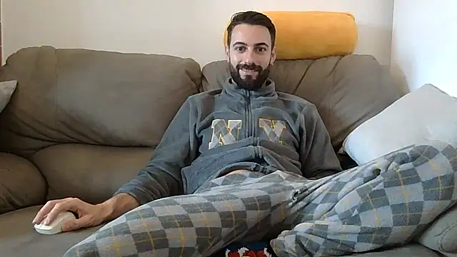 Amicisegreti online show from March 2026 09:49:02 AM