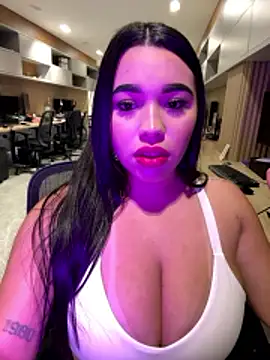 SofiaWildee online show from January 2026 01:30:01 AM