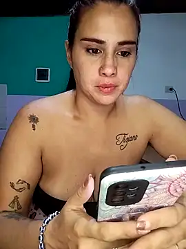 kariciasecreta online show from April 2026 09:41:02 AM